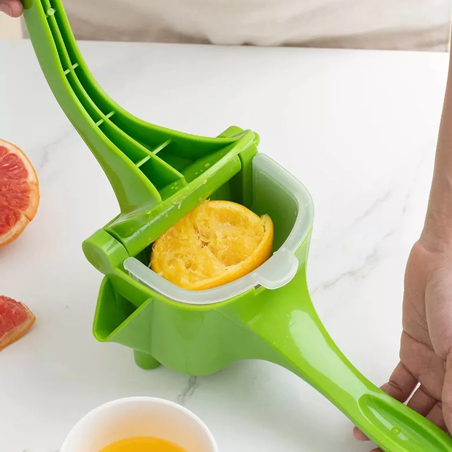 2203 Manual Plastic Fruit Juicer, Hand Press Lemon Squeezer Hand Juicer Citrus Press Juicer Fruit Extractor Tool for Orange, Limes, Lemon ( Brown Box )