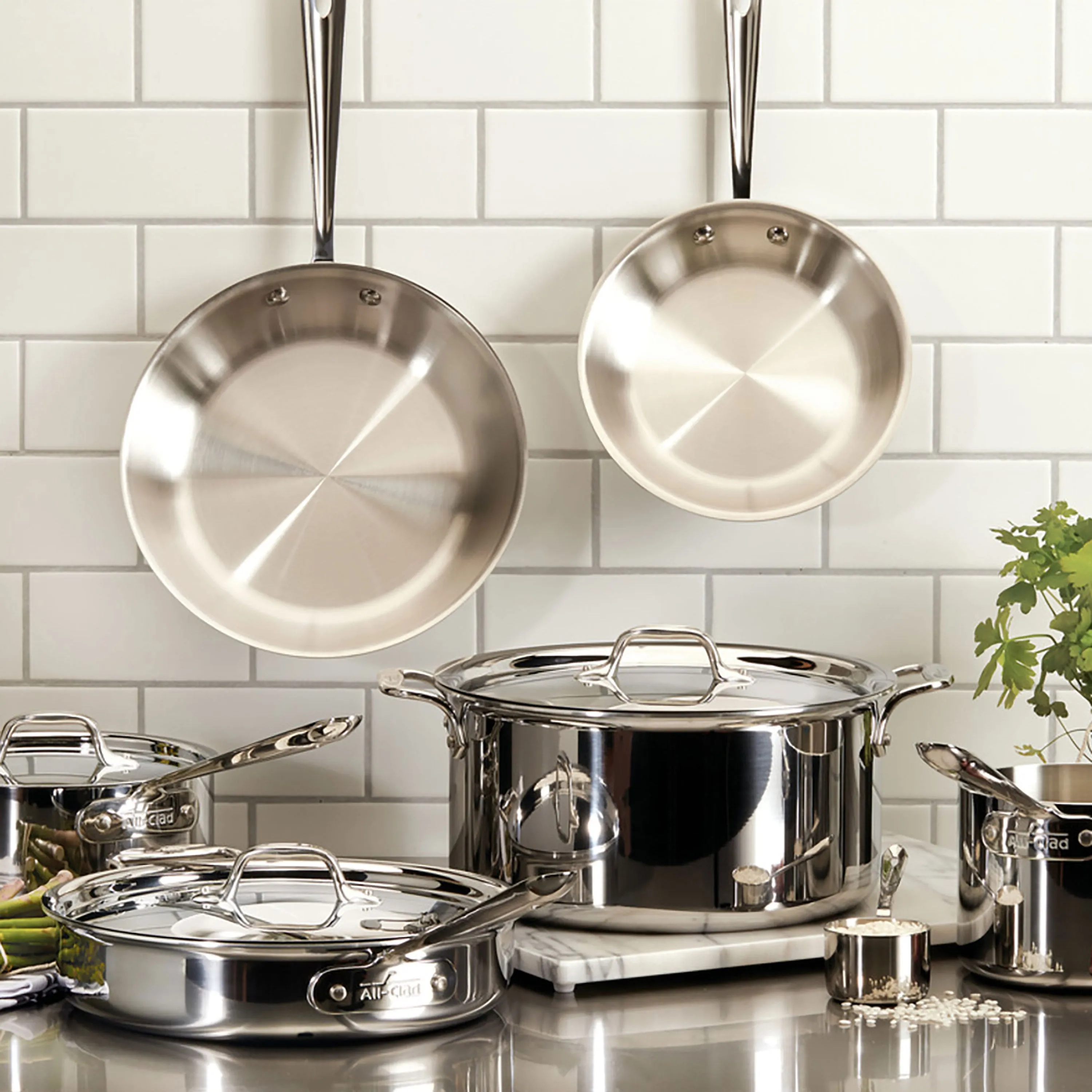 All-Clad d3 Stainless 2-quart Saucepan