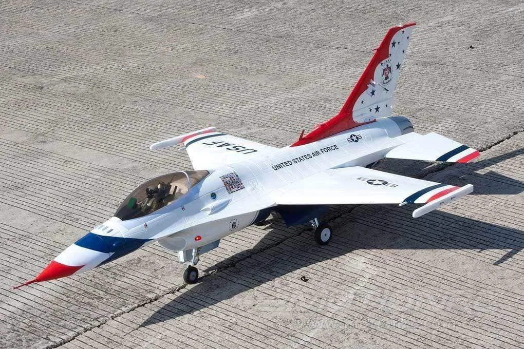 Freewing F-16C Super Scale Thunderbirds High Performance 90mm EDF Jet - PNP