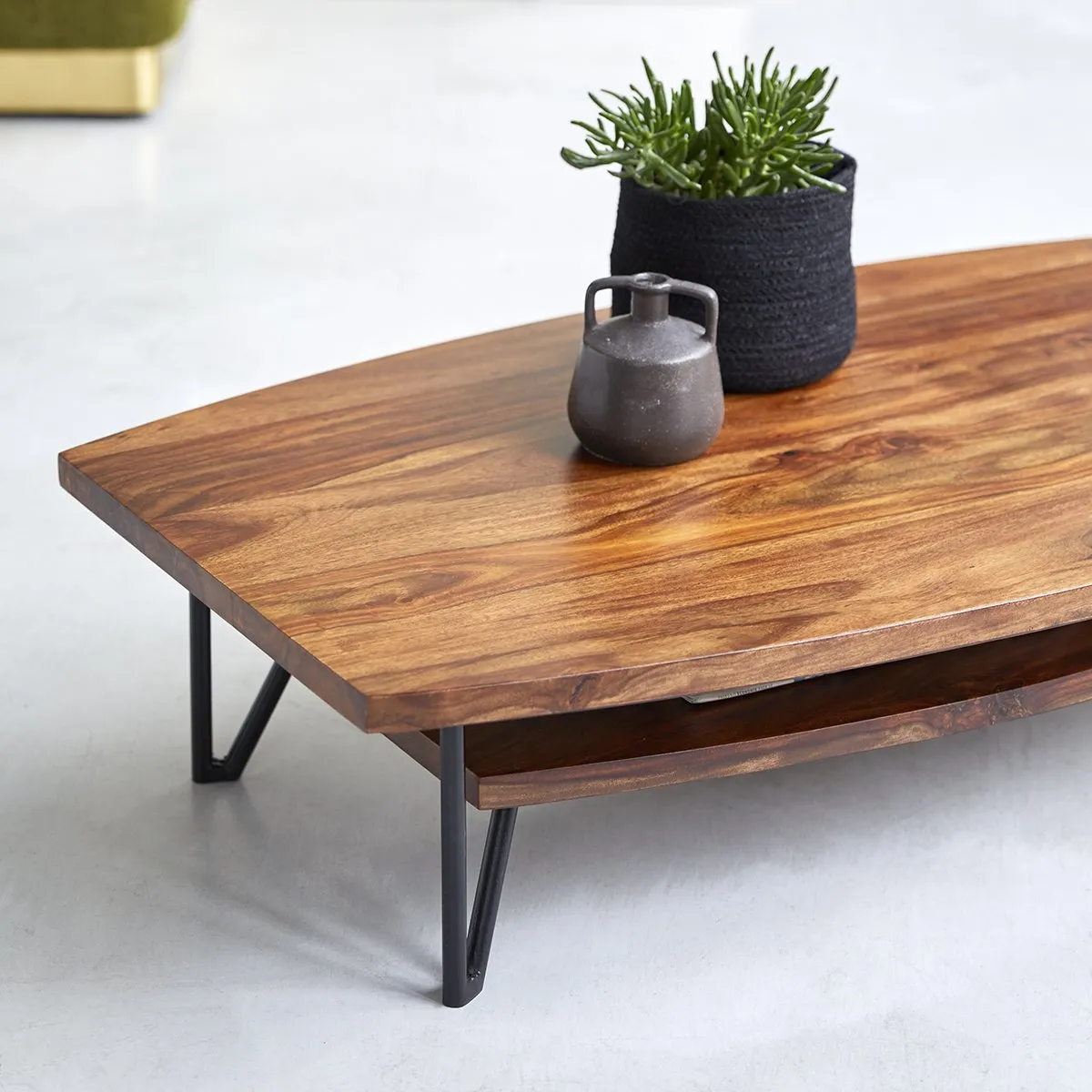 Leeva Coffee Table