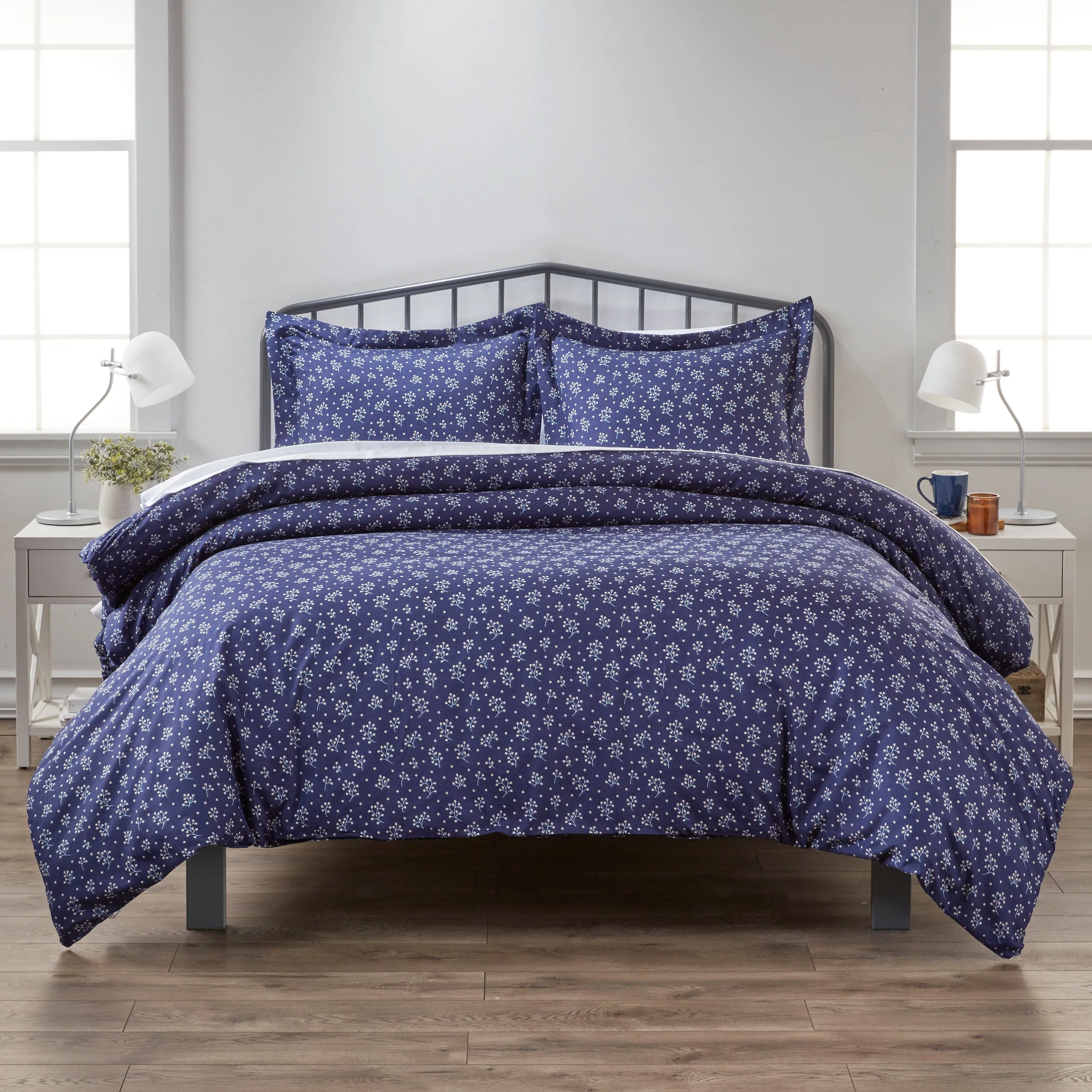 Midnight Blossoms Pattern 3-Piece Duvet Cover Set