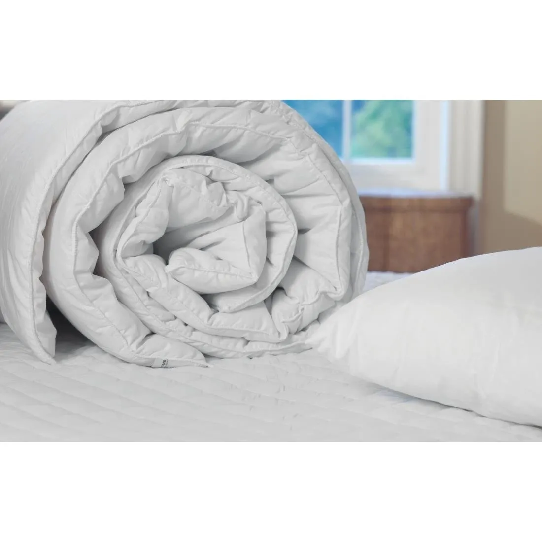 Mitre Essentials Hollo 4 Tog Duvet Single - GU450