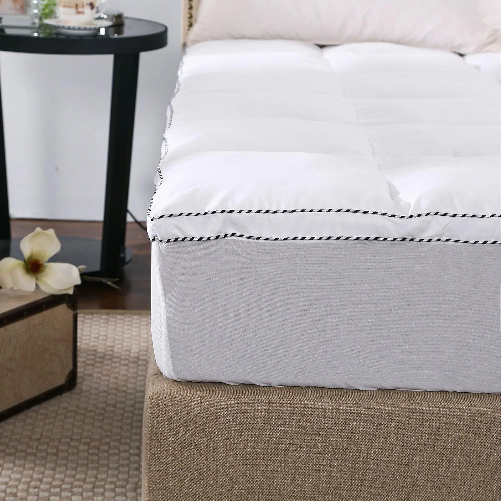 Royal Comfort 1000GSM Luxury Bamboo Fabric Gusset Mattress Pad Topper Cover - King - White