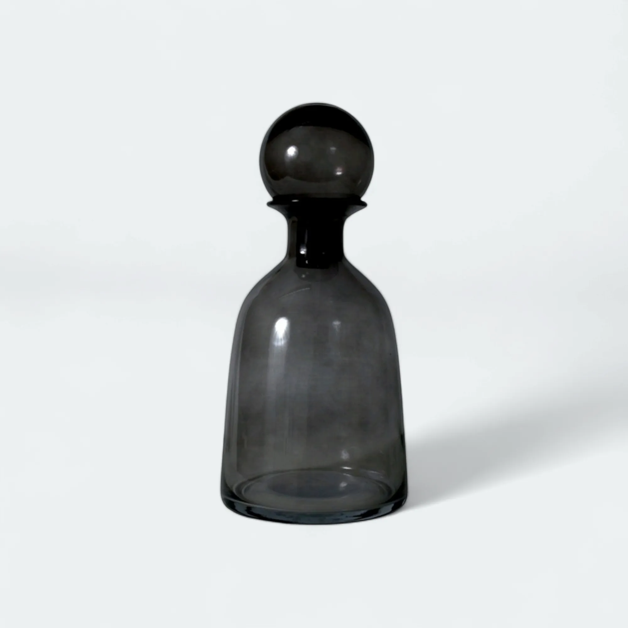 Smokey Glass Decanter 15x33cm with Ball Lid